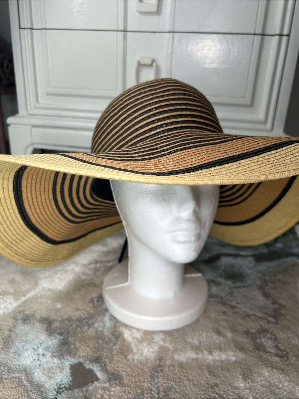Striped Wide-Brim Sun Hat in Tan and Black